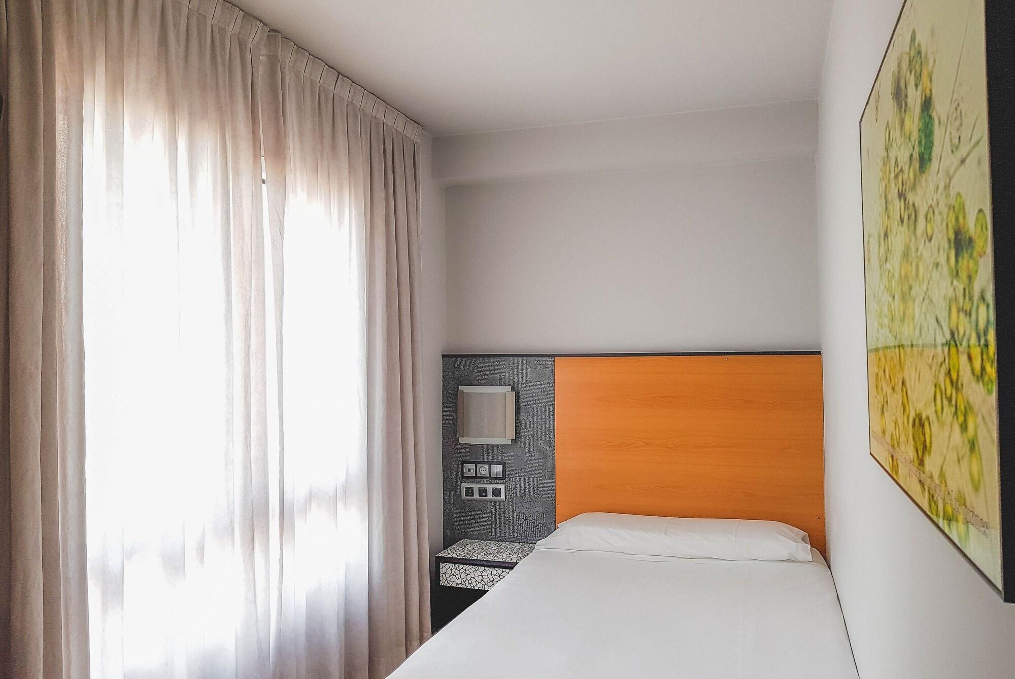 Hotel Faranda Pathos Gijon, Ascend Hotel Collection 외부 사진
